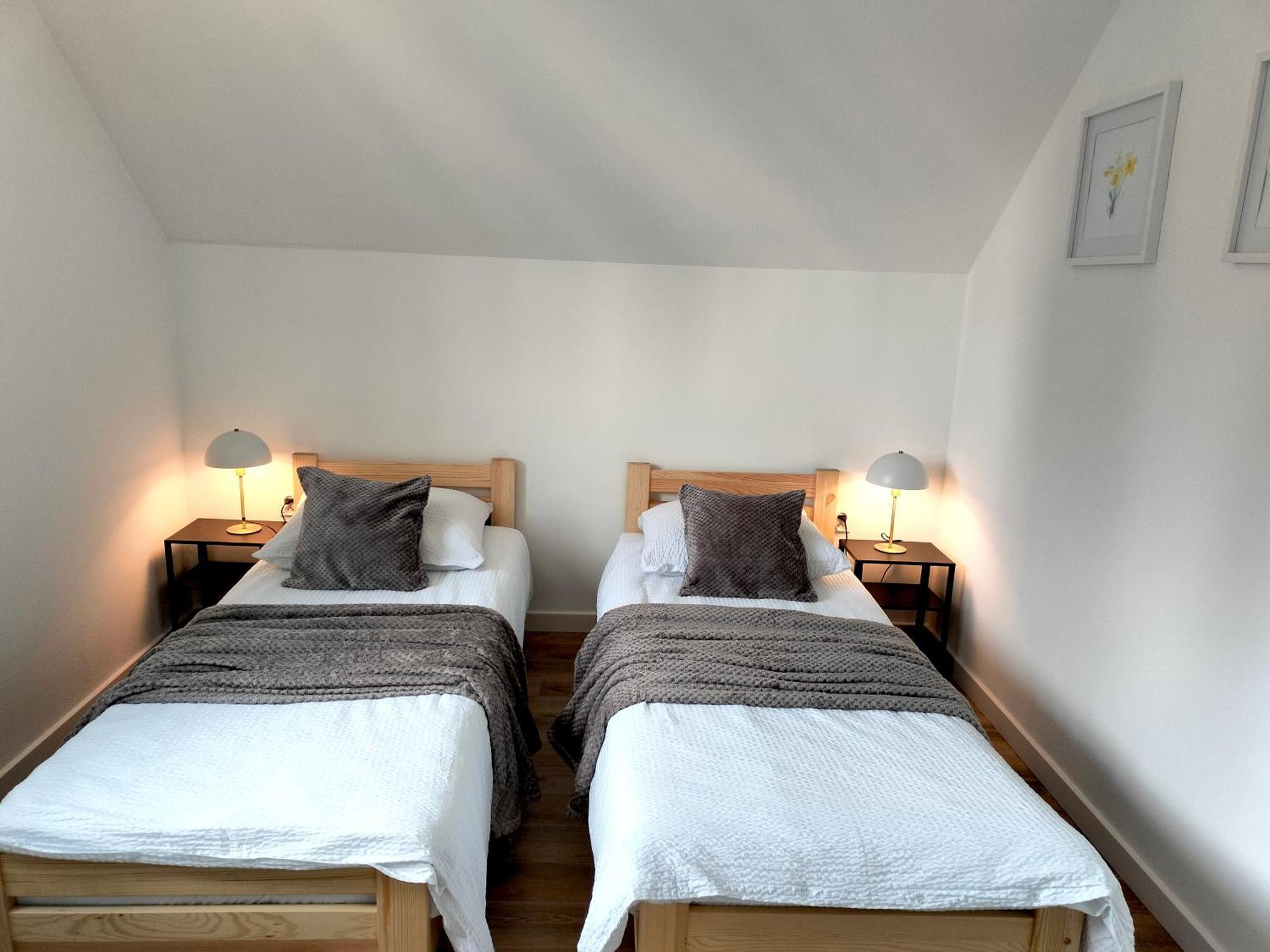 Agroturystyka Jodlowa - Rodzinne Apartamenty W Centrum Gor Swietokrzyskich - Sala Zabaw, Zwierzeta, Bilard Krajno-Zagorze Luaran gambar